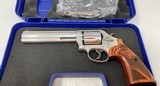 Smith & Wesson Model 686 Deluxe 357 Mag 150712 - 1 of 15