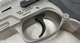 Smith & Wesson Model 4006 .40 S&W 11rd 4