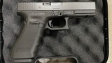 Glock 17 Gen 4 9mm Luger 17rd - used excellent condition! - 3 of 4