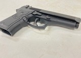 Beretta 92 Compact 9mm 13+1 - 10 of 11