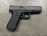 Glock 22 Gen 4 40S&W POLICE TRADE 1 Mag Night Sights 1065 - 2 of 5