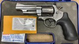 Smith & Wesson Model 629 44 Mag Stainless 4