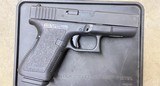 Used Glock 19 Gen 2 9mm Luger 2 Mags - 3 of 3