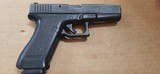 Used Gen 2 Glock 17 - Very Good Condition! - 1 of 4