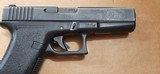 Used Gen 2 Glock 17 - Very Good Condition! - 2 of 4