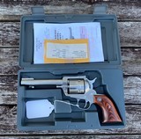 Ruger Blackhawk Stainless 27 Federal Magnum 00353 5.5 Inch - 1 of 4