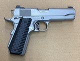 Used CZ-USA Dan Wesson 1911 V-Bob 45 ACP Valor 01827 - 1 of 3