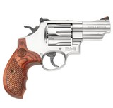 Smith & Wesson 629 Deluxe 44 Mag 3