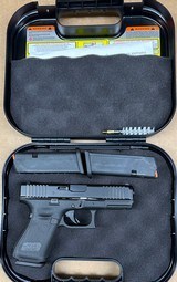 Used Glock 23 Gen 5 40 S&W 13 Round Capacity UA235S203 - 3 of 3