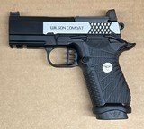 Wilson Combat EDC X9 9mm Lightrail Reverse Two-Tone RMR Cut EDCX-CPR3-9 - 2 of 3