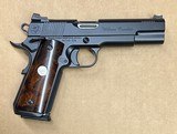 Pre Owned Wilson Combat 40th Anniversary 38 Super CQB Elite 401911-FS-38 - 1 of 3