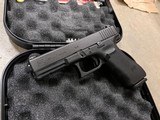 Used Glock 17 Gen 4 9mm 17 rd night sights - LE Trade - 2 of 2