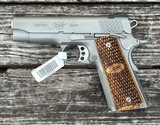 New Old Stock Kimber Stainless Pro Raptor II 45 ACP 1911 Commander 3200195 - 2 of 3