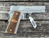 New Old Stock Kimber Stainless Pro Raptor II 45 ACP 1911 Commander 3200195 - 1 of 3