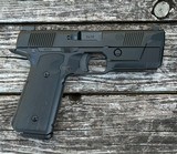 Pre Owned Original Hudson 9mm 15 Round Capacity 3 Magazines HUD001 - 2 of 3