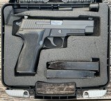 Used Sig Sauer P226 9mm 3- 15 Round Magazines Night Sights E26R-9-B - 3 of 3