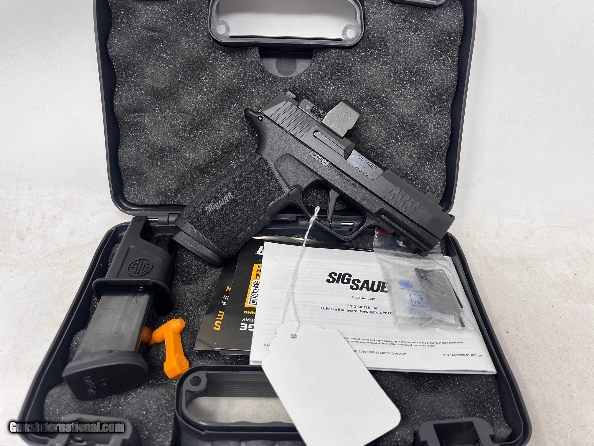 USED Sig Sauer 365 Macro 9mm W/ Romeo1 17 Round Capacity 365XCA-9-COMP-RXZE