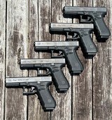 (1) Police Trade Glock 17 Gen 4 9mm 1-17 Round Mag Night Sights - 3 of 5