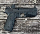 Pre Owned Original Hudson H9 9mm W/ Trijicon RMR 15 Round Capacity HUD001 - 1 of 2