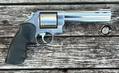 Smith & Wesson 629-2 44 Mag 6