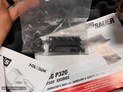 USED SIG Sauer P320 M18 9mm Coyote Pistol with Holosun SCS-320 Green Dot & Manual Safety - Image 10 of 10