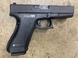 Glock 22 Gen 2 .40 Night Sights 1 Mag Police Trade in - 1 of 3