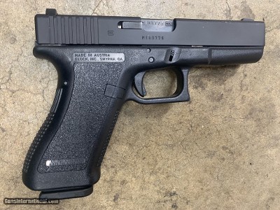 Glock 22 Gen 2 .40 Night Sights 1 Mag Police Trade in