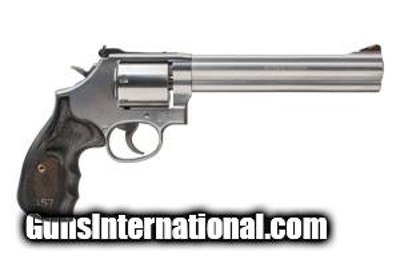 Smith & Wesson 686 Deluxe Plus 7 Shot 357 Mag 7