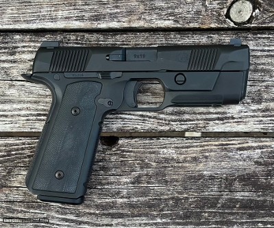 Pre Owned Original Hudson H9 9mm 15 Round Capacity HUD001