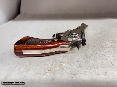 Smith & Wesson 19-4 357 Mag 4