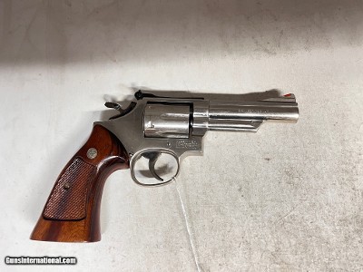 Smith & Wesson 19-4 357 Mag 4