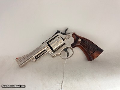 Smith & Wesson 19-4 357 Mag 4