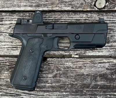 Pre Owned Original Hudson H9 9mm W/ Trijicon RMR 15 Round Capacity HUD001 - Image 2 of 2