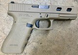 Glock 17 Gen 3 FDE Window Cut 9mm 1x17rd Mag Police Trade - 3 of 8