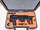 Keltec Sub 2000 9mm with case and optic G19 - 1 of 7