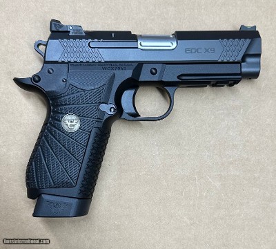 Pre Owned Wilson Combat EDC X9 9MM 1911 2011 Light Rail EDCX-CPR-9 1 - Image 3 of 3
