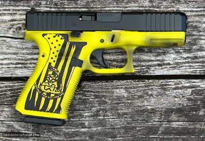 Glock 19 Gen 5 9mm MOS Optics Ready Gadsden Flag 15 Round Capacity PA195S204MOS-GADFL