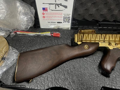 Blem Auto Ordnance Thompson 1927A1 Deluxe 45 ACP Gold Tiger Stripe Tommy Gun - Image 13 of 18