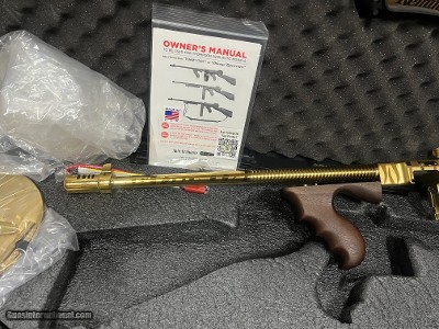Blem Auto Ordnance Thompson 1927A1 Deluxe 45 ACP Gold Tiger Stripe Tommy Gun - Image 10 of 18