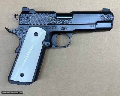 Nighthawk Custom VIP Commander 45 ACP Black DLC Engraved Giraffe Grips 0896 - Image 1 of 3