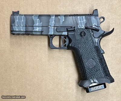 Cosaint Arms COS21 10mm Commander Optics Ready Double Stack Black & Grey Riptile - Image 2 of 2