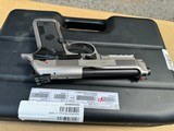 Used Beretta 92X Performance Gray 9mm 15 Round Capacity J92XR21 - 5 of 7