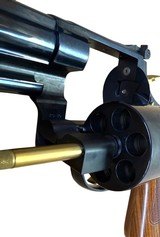 Smith & Wesson Model 29-10 44 Mag Gold & Blued 4