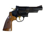 Smith & Wesson Model 29-10 44 Mag Gold & Blued 4