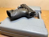 HK P30SK V3 9mm – Subcompact DA/SA with Safety Used - 4 of 7