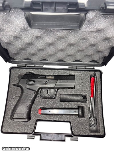 Used SAR USA CM9 9mm Pistol – 17+1 Capacity, Compact DA/SA, Tactical Case Included