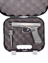 Used Glock 17 Gen 4 9mm – Threaded Barrel + OEM Barrel, Suppressor-Ready Duty Pistol - 1 of 6