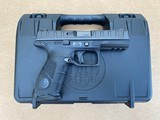 Beretta APX Full Size 9mm – Modular Grip Frame, Striker-Fired, 17+1 Capacity - 2 of 7