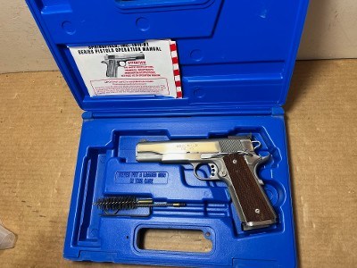 Springfield Armory 1911-A1 .45 ACP – Stainless Steel