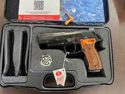 USED Sig Sauer P320 AXG Classic M17 9mm – High Polish DLC, Optics Ready